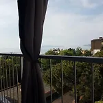 Monica Apartment *